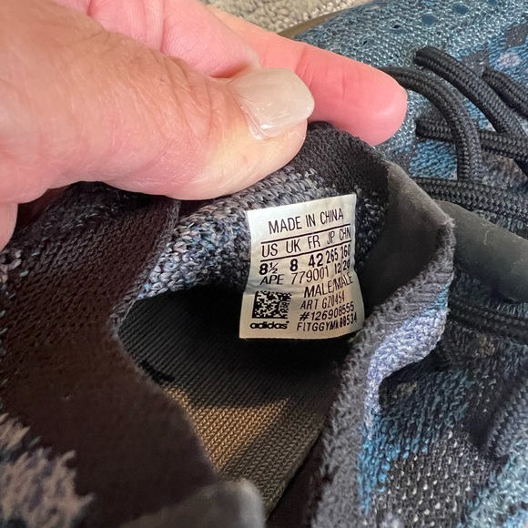 Yeezy Boost 380 - Picture 4 of 8